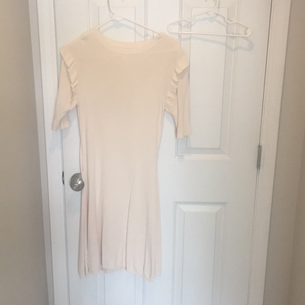 Cream Knit dress. Size 2-4